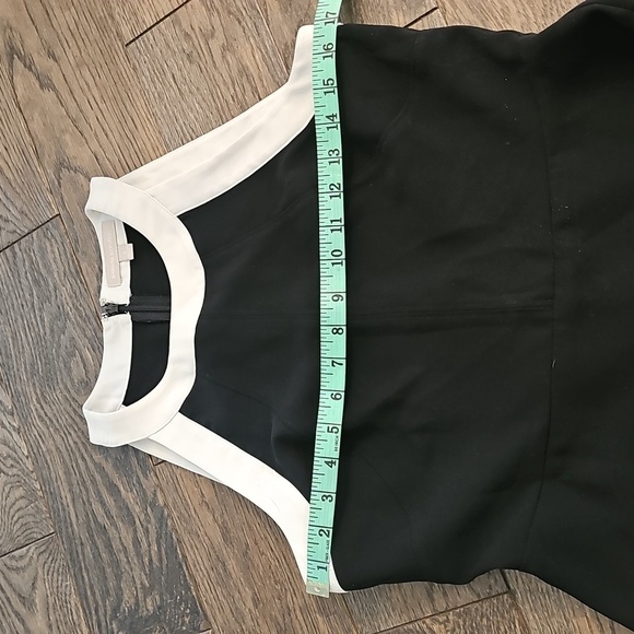 Banana Republic Black and White Tank Top - Picture 7 of 8